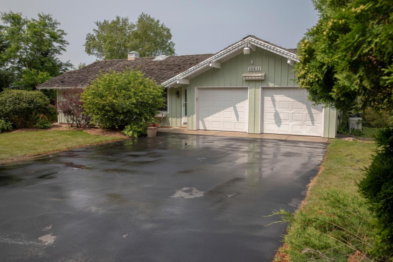Coachlite Inn Sister Bay Exterior foto